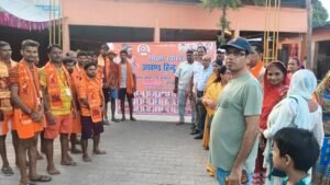 श्रद्धा और भक्ति के साथ निकली कांवड़ यात्रा, कंजा बाबा के पास शिवभक्तों पर हुई पुष्पवर्षा 2 IMG 20260808 175730