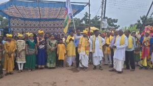 9 अगस्त विश्व आदिवासी दिवस के अवसर पर अपनी वेशभूषा पर 4 IMG 20260809 110056 1