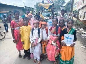 विश्व आदिवासी दिवस पर विधिक जागरूकता आयोजित कार्यक्रम 3 IMG 20260809 134750