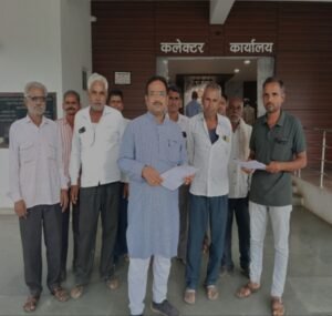 नीमच: धार्मिक यात्रा के नाम राशि न लौटाने का आरोप 2 IMG 20260818 195640