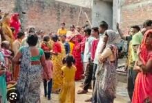 शंकरपुर बभनोटी में महिला का फंदे से लटकता मिला शव 29 IMG 20260819 080230