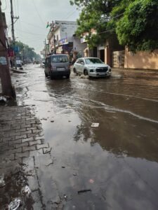 बारिश के कारण होडल में जगह-जगह जल भराव 2 IMG 20260822 082153310 HDR