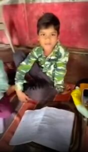 शराब के नशे में शिक्षक पहुंचा विद्यालय 7 IMG 20260825 090659