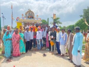 गुरु पूर्णिमा पर भेड़ाघाट से शुरू हुई कावड़ यात्रा, 5 दिन बाद ग्राम जमुनिया पत्थर पहुंचे कावड़िये 3 IMG 5009
