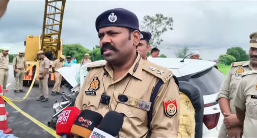 झाँसी में भीषण सड़क हादसा, अतीक अहमद के बेटे आबान अहमद समेत दो की मौत 2 Screenshot 20260806 174231 Facebook