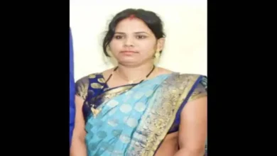 वाराणसी के फूलपुर में घरेलू कलह के बाद दर्दनाक हादसा: पति से कहासुनी के बाद महिला ने लगाई फांसी 22 aed8af4456880803e9becf6298e97e77ceadd5aa794a20dd4a136a60db4cb3ff.0