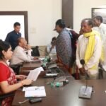 बालाघाट जिले में जनसुनवाई में सुनी गईं आवेदकों की समस्याएँ 136 आवेदकों ने अपनी समस्याओं से संबंधित आवेदन प्रस्तुत किए
