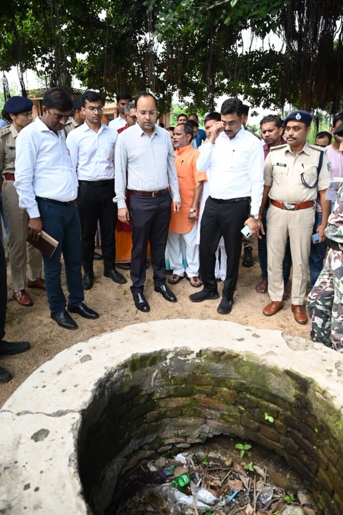 पितृपक्ष मेला 2026-जिलाधिकारी द्वारा बोधगया स्थित धर्मारण्य, सरस्वती एवं मातंगवापी वेदियों का सघन निरीक्षण, तीर्थयात्रियों की सुविधा व सुरक्षा को लेकर दिए कड़े निर्देश l - गया, बिहार