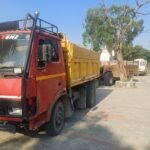 अवैध खनन के खिलाफ लक्सर पुलिस की कार्रवाई, दो वाहन सीज‌।