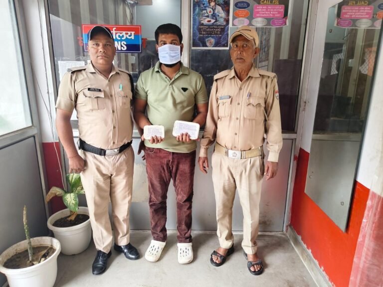 ज्वालापुर पुलिस ने 11 ग्राम स्मैक के साथ एक आरोपी को दबोचा।