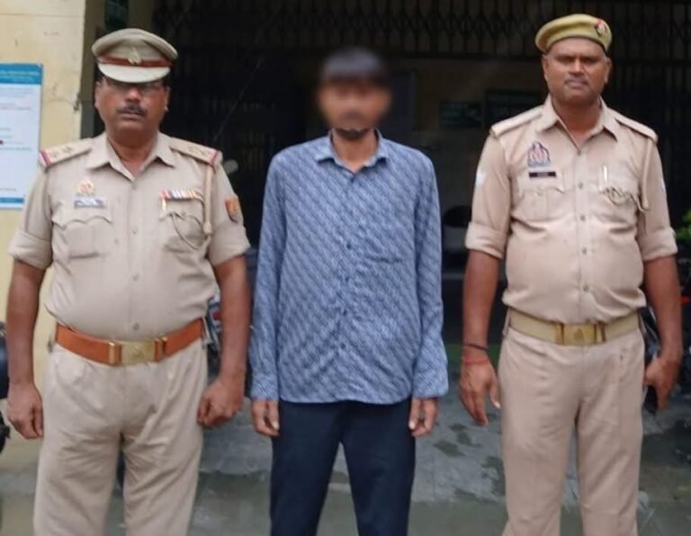 थाना मोहाना पुलिस द्वारा गैर-इरादतन हत्या के आरोप में वांछित अभियुक्त को गिरफ्तार किया गया तथा आवश्यक विधिक कार्यवाही पूर्ण करते हुए माननीय न्यायालय भेजा गया ।