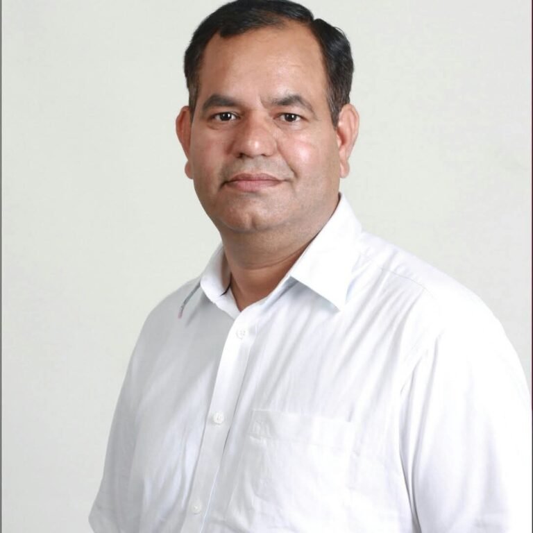 *विधायक 18 सितंबर को डहीना में सुनेंगे जन शिकायतें* कोसली, 17 सितंबर। कोसली के विधायक अनिल यादव 18 सितंबर सोमवार को सुबह 10 बजे से 12 बजे तक अपने डहीना के बीडीपीओ कार्यालय में जन श