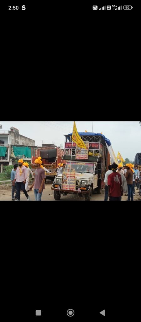 गोरमी में जन्माष्टमी पर्व पर भगवान श्री कृष्ण का निकाला गया चल समारोह 1 गोरमी में जन्माष्टमी पर्व पर भगवान श्री कृष्ण का निकाला गया चल समारोह - भिण्ड, मध्य प्रदेश