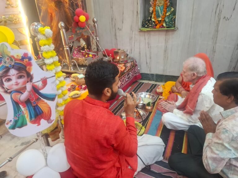 भागवत कथा में आज कृष्ण भगवान का जन्म उत्सव मनाया जाएगा|