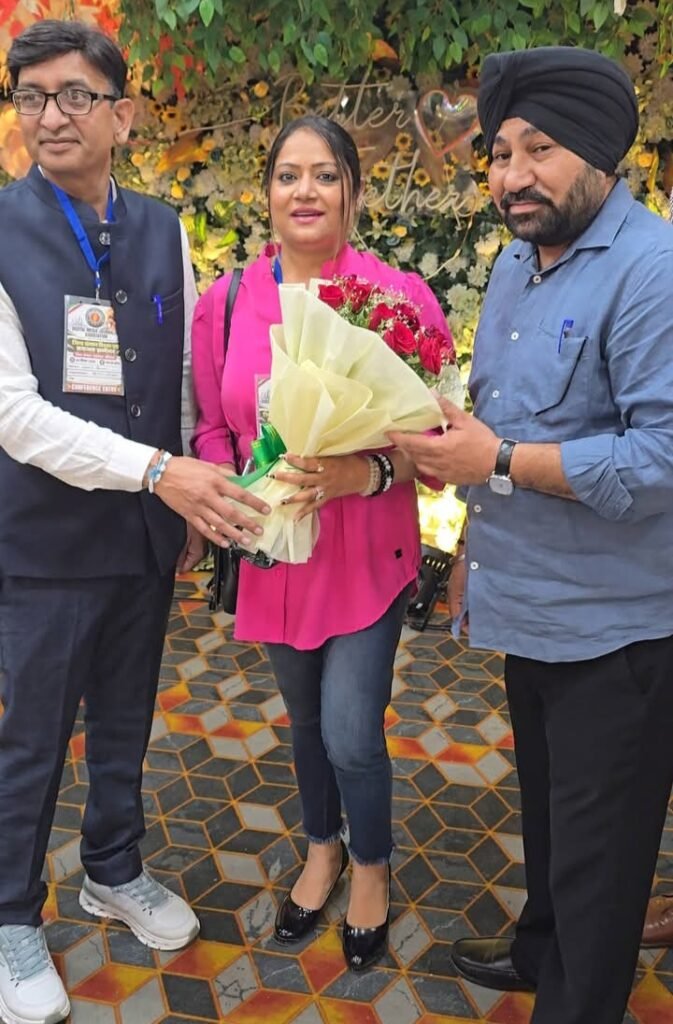 रचना तलवार बनी करनाल से डिजिटल मीडिया एसोसिएशन की प्रधान 1 रचना तलवार बनी करनाल से डिजिटल मीडिया एसोसिएशन की प्रधान - KARNAL, हरियाणा