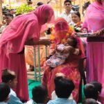 विकसित भारत- जन सेवा अभियान* *जिले के आंगनबाड़ी केंद्रों पर ‘आंगन मिलन सेवा’ कार्यक्रम का हुआ आयोजन* *आंगनबाड़ी कार्यकर्ताओं को किया गया सम्मानित* *27 सितंबर तक जिले के सभी आंग