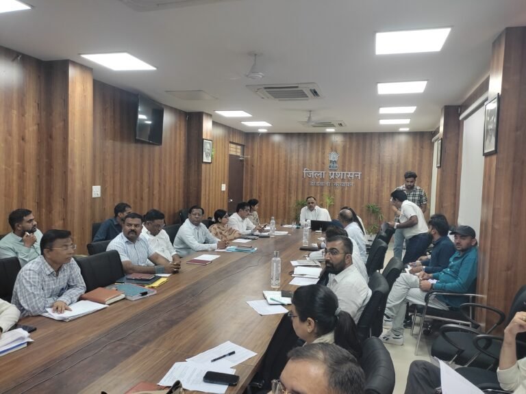 जिला सड़क सुरक्षा समिति की बैठक आयोजित, दुर्घटनाओं को रोकने दिए निर्देश