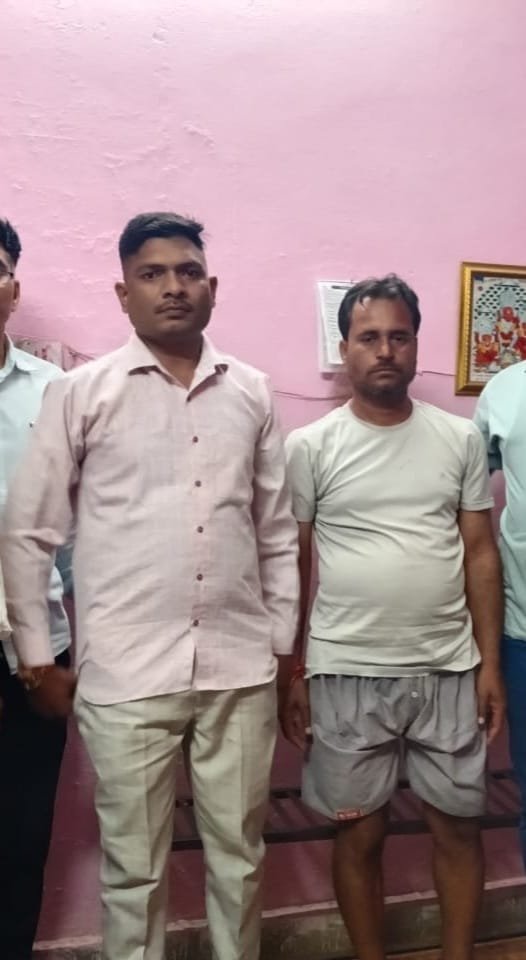 जिला बारां में हैड कानिस्टेबल 15,000 रुपये रिश्वत लेते रंगे हाथों गिरफ्तार, दलाल के माध्यम से ली रिश्वत राशि