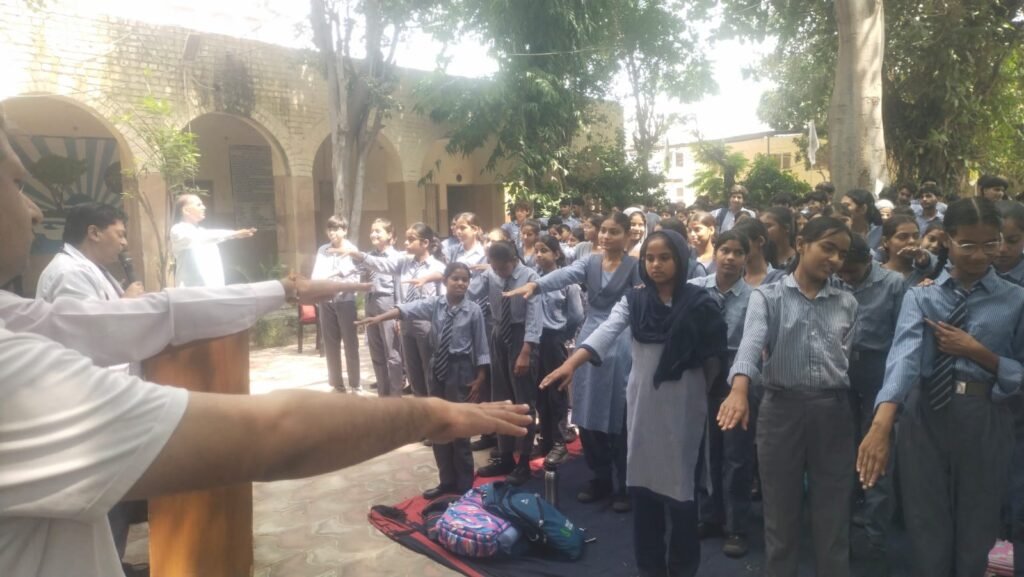 नशे से दूर रहकर स्वस्थ और उज्जवल भविष्य का निर्माण करें: सौलकी 1 नशे से दूर रहकर स्वस्थ और उज्जवल भविष्य का निर्माण करें: सौलकी - नूँह, हरियाणा