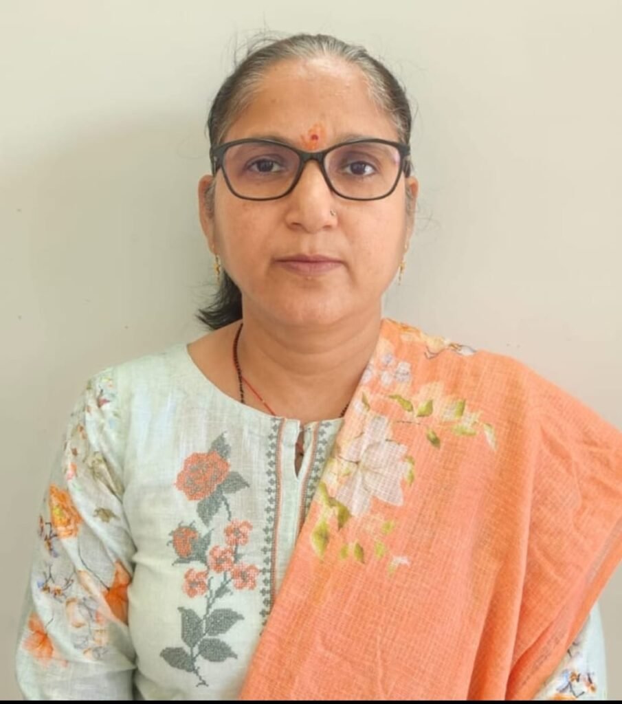पात्र राशन कार्ड धारकों को सितंबर में पूर्व की भांति गेहूं व चीनी तथा अक्टूबर में गेहूं बाजरा व चीनी का किया जाएगा वितरण 1 पात्र राशन कार्ड धारकों को सितंबर में पूर्व की भांति गेहूं व चीनी तथा अक्टूबर में गेहूं बाजरा व चीनी का किया जाएगा वितरण - नूँह, हरियाणा