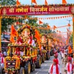 गणपति बप्पा मोरया के जयकारों के साथ कल विघ्नहर्ता को देंगे विदाई