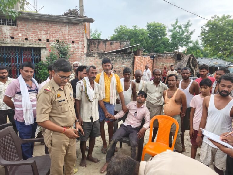 बहराइच जिला के बौंडी थाना क्षेत्र के ग्राम सभा मझगवां के प्रमोद पाल का बेटा सचिन पाल उम्र 12 वर्ष की मौत हो गई है।