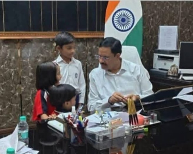 मैनपुरी में खराब मौसम और बारिश को लेकर बड़ा आदेश जारी।
