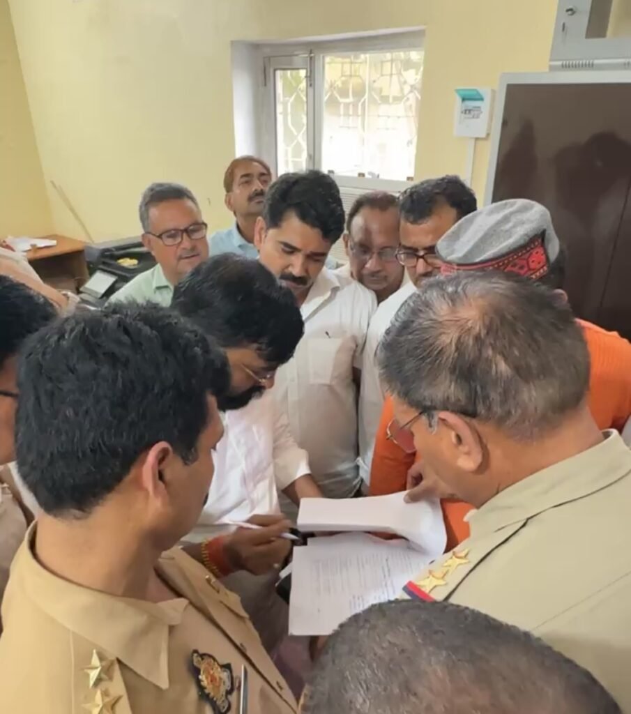 🚨 मैनपुरी - भाजपा नेता किशन दुबे गिरफ्तार - MAINPURI, उत्तर प्रदेश