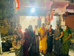 वार्ड 10 में भाजपा प्रत्याशी नीता बोहरा ने किया जनसंपर्क
