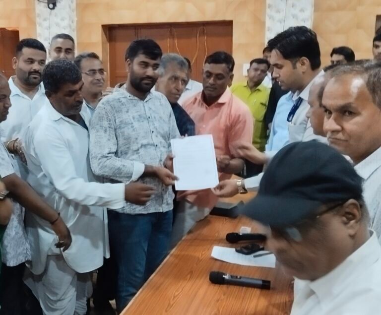 बेगूं नगर पालिका उपाध्यक्ष चुनाव में भाजपा के शैलेन्द्र आंचलिया 15 वोटो से विजयी,