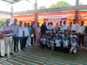 पाड़ावास में 70वीं जिला स्तरीय वॉलीबॉल प्रतियोगिता संपन्न, छात्र वर्ग में एम एकेडमी चित्तौड़गढ़ और छात्रा वर्ग में यूपीएस देवलछ रही विजेता
