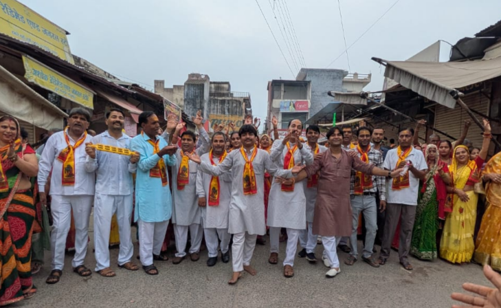 *जन्माष्टमी पर नारनौल में गूंजा राधे-राधे का जयघोष, 16वीं प्रभात फेरी में दिखी भक्ति की अनूठी छटा*