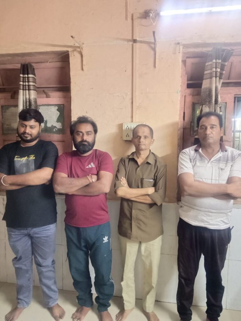 જુનાગઢમાં ક્રાઈમ બ્રાન્ચે પાડ્યો હાઈપ્રોફાઈલ જુગારધામ પર દરોડો: મહિલાઓ અને પુરુષો સહિત કુલ ૯ ઝડપાયા..