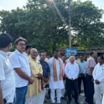 सिंचाई एवं जल संसाधन मंत्री स्वतंत्र देव सिंह व विधायक धनघटा गणेश चंद चौहान द्वारा मुखलिसपुर में स्थित चौधरी चरण सिंह निरीक्षण भवन का पुनरोद्धार की परियोजना का किया गया लोकार्पण