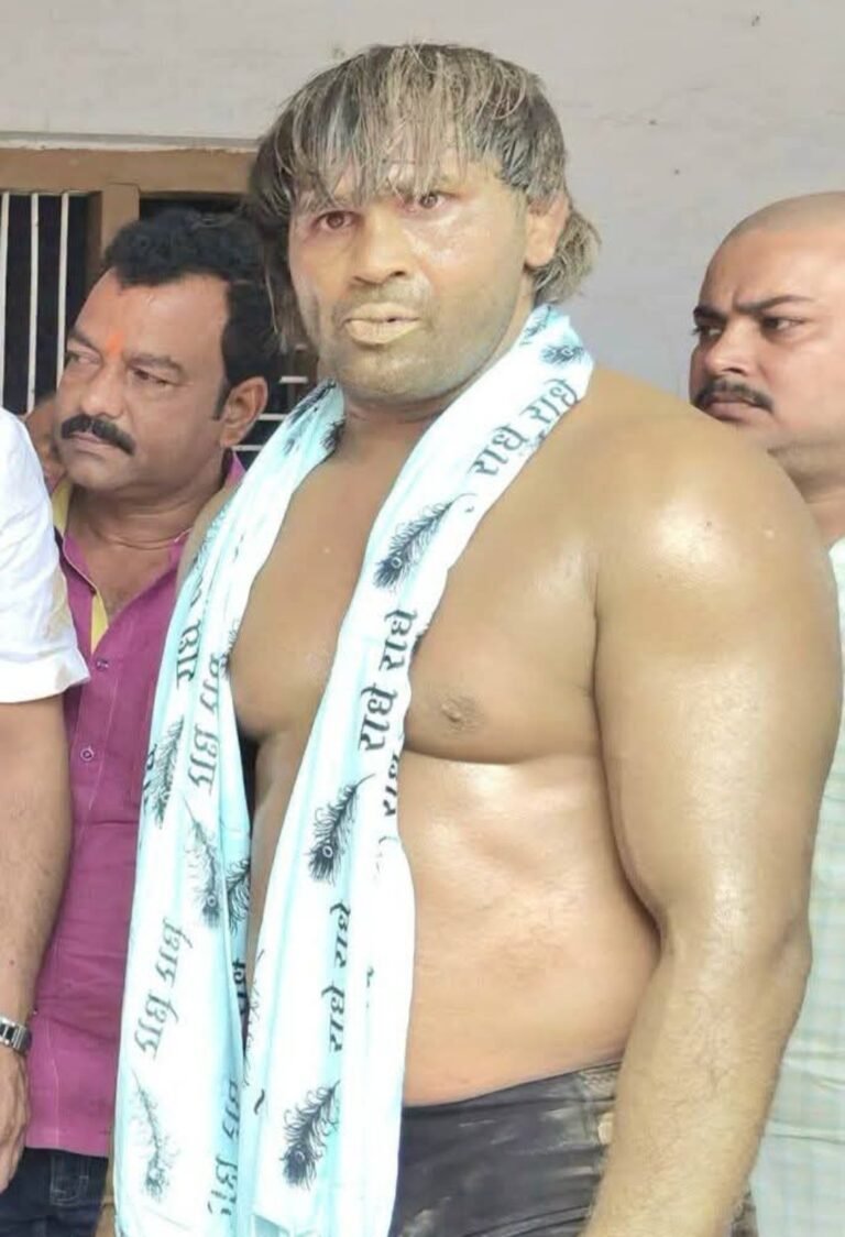 गंवई सियासत के पटल पर वर्चस्व की जिद ने छीन लिया कबीर की धरती से कुश्ती के नूर को कोतवाली खलीलाबाद के भक्ठान गांव के राजस्व गांव गोसाईपुर का है मामला