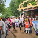 विश्व पर्यटन दिवस पर मां मुंडेश्वरी धाम में चला विशेष स्वच्छता अभियान
