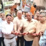 कांठ में रामलीला मंचन से पूर्व निकाली गई 117वीं श्री महावीर ध्वज शोभायात्रा