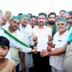 कांठ में किसानों की समस्याओं को लेकर भाकियू टिकैत ने की पंचायत