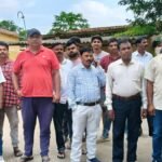 सड़क निर्माण में अनियमितता का आरोप, विधायक के निर्देश पर स्थल निरीक्षण।।