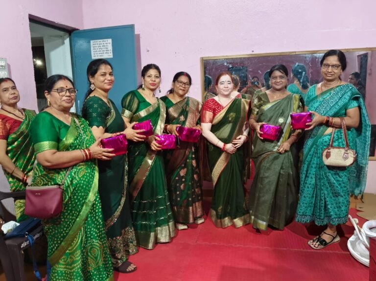 देवांगन लेडी एचिवर्स ग्रुप की महिलाओं ने “सपनों की उड़ान” में बिखेरी प्रतिभा और हुनर की रंगत