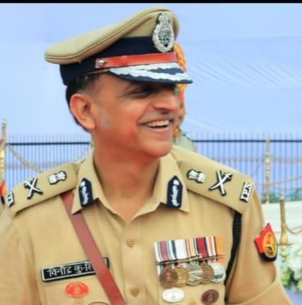 मेरठ में डायल 112 पीआरवी पर लगी ड्यूटी को की तीन शिफ्ट में