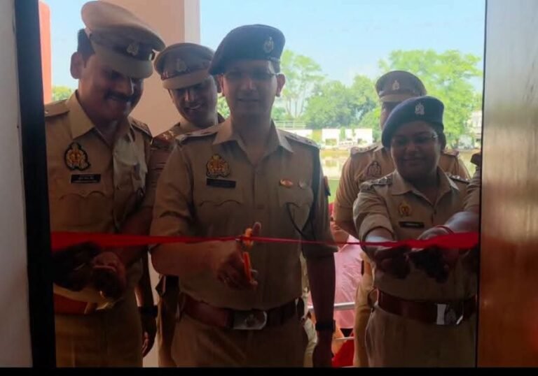 पुलिस अधीक्षक शक्ति मोहन अवस्थी ने कोल्हुई थाना परिसर में नए पुलिस कंट्रोल रूम ‘चार्ली’ का किया उद्घाटन