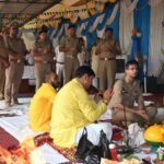 विश्वकर्मा पूजा के अवसर पर 17 सितंबर को रिजर्व पुलिस लाइन की परिवहन शाखा में भगवान विश्वकर्मा की पूजा-अर्चना और हवन विधि-विधान से हुआ संपन्न