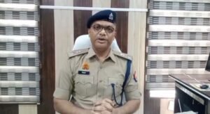 पुरंदरपुर थाना क्षेत्र के समरधीरा चौराहे पर गुरुवार रात गोली लगने से घायल युवक की बीआरडी मेडिकल कॉलेज, गोरखपुर में उपचार के दौरान हुई मौत