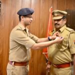 पुलिस सेवा में उत्कृष्ट एवं सराहनीय योगदान के लिए गृह मंत्रालय, भारत सरकार ने वर्ष 2026 में महराजगंज पुलिस के 26 पुलिसकर्मियों को सेवा पदक से सम्मानित किया है