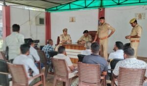 ठुठीबारी थाने पर लावारिस खड़े 13 वाहनों का हुआ निस्तारण