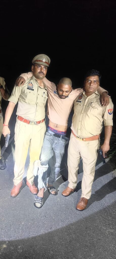 मैलानी में पुलिस मुठभेड़: गोकशी के मामले में चार आरोपी गिरफ्तार मुठभेड़ के दौरान वसीम के पैर में लगी गोली, तमंचा-कारतूस समेत गोकशी में इस्तेमाल सामान बरामद 1 मैलानी में पुलिस मुठभेड़: गोकशी के मामले में चार आरोपी गिरफ्तार मुठभेड़ के दौरान वसीम के पैर में लगी गोली, तमंचा-कारतूस समेत गोकशी में इस्तेमाल सामान बरामद - KHERI, उत्तर प्रदेश