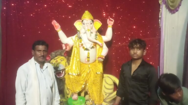▲ गणपति बप्पा के जयकारों से गूंजा समथर, भक्ति और उत्साह का दिखा अद्भुत संगम