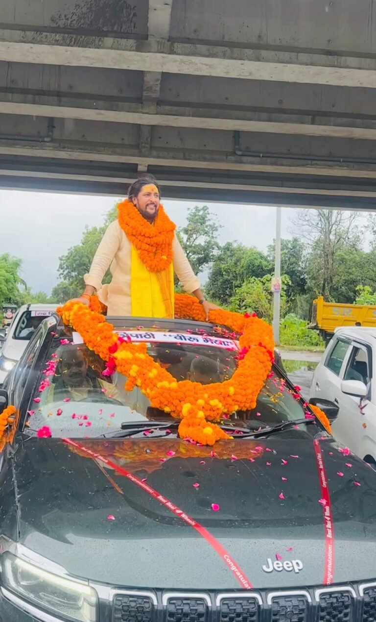 अखंड हिंदू वाहिनी के हिंदू हुंकार महासम्मेलन में उमड़ा कार्यकर्ताओं का उत्साह, लखीमपुर से भी पदाधिकारियों ने की सहभागिता
