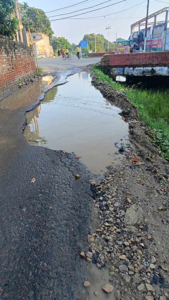 जान लेवा सड़क 1 जान लेवा सड़क - PRATAPGARH, उत्तर प्रदेश